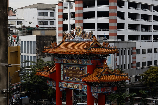 Wat Traimitr-NOV13-031